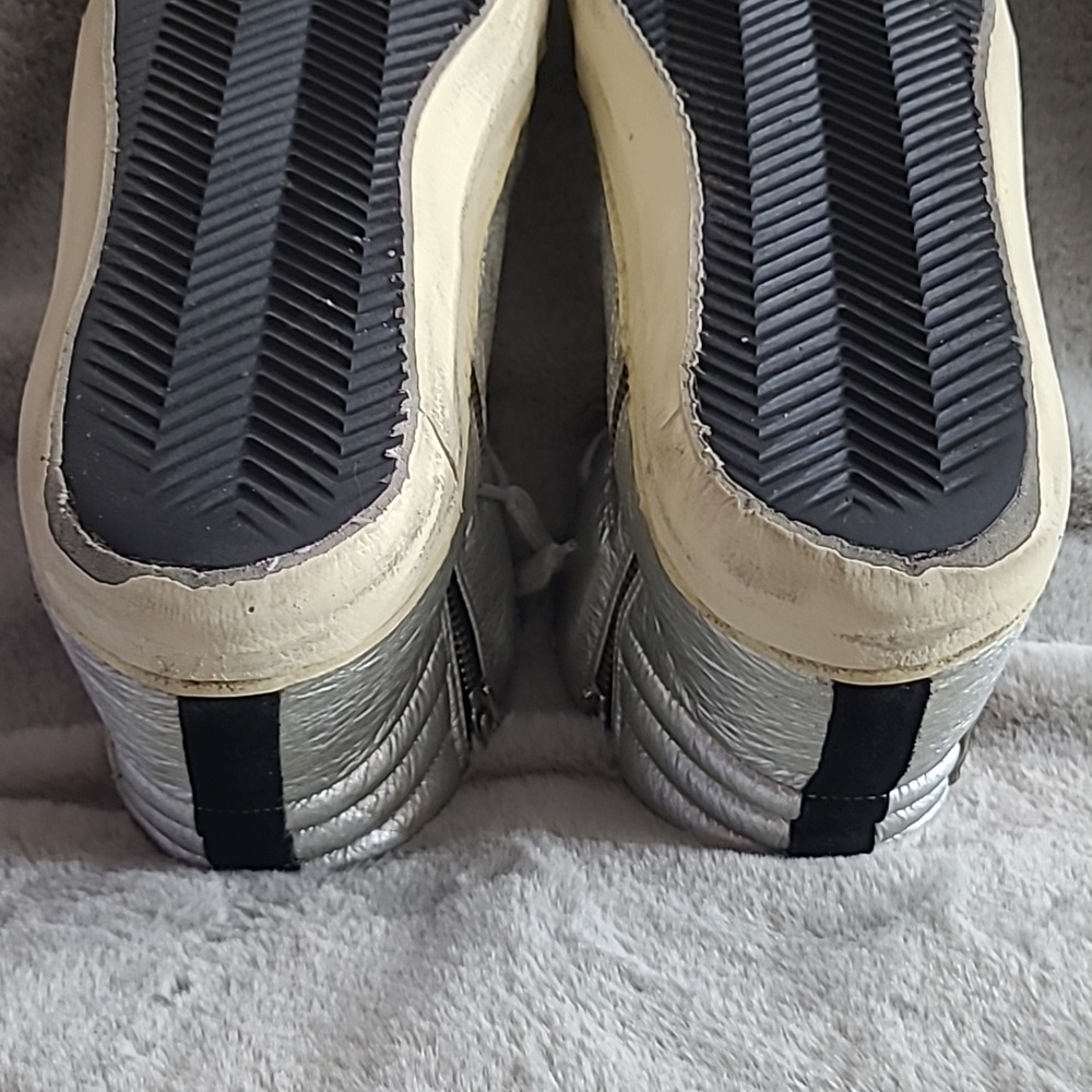 Golden Goose Slide Archive Silver Red Star Mens 12 / 45 - Picture 4 of 11